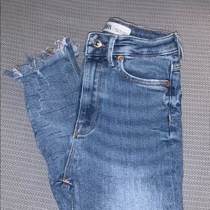 Zara blue jeans